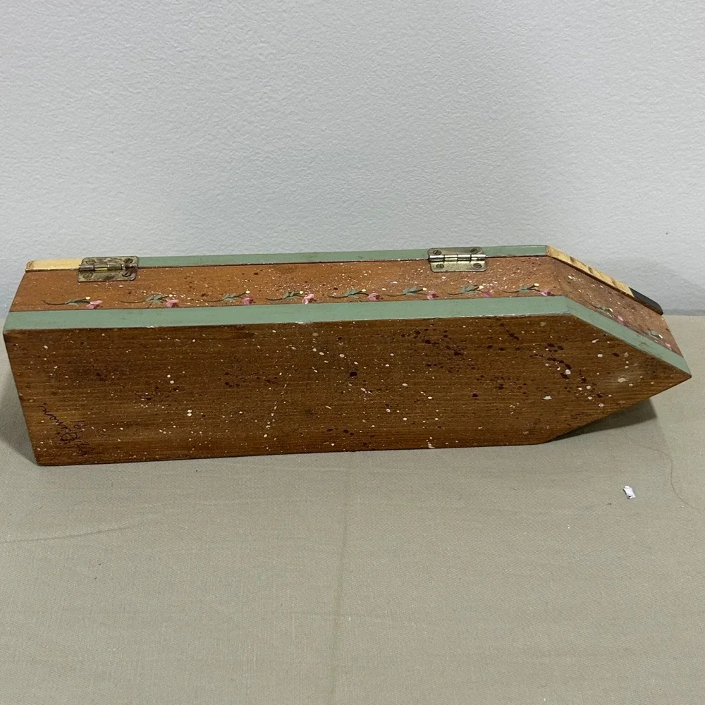 Vintage Hand Painted Folk Art Pencil‎ storage